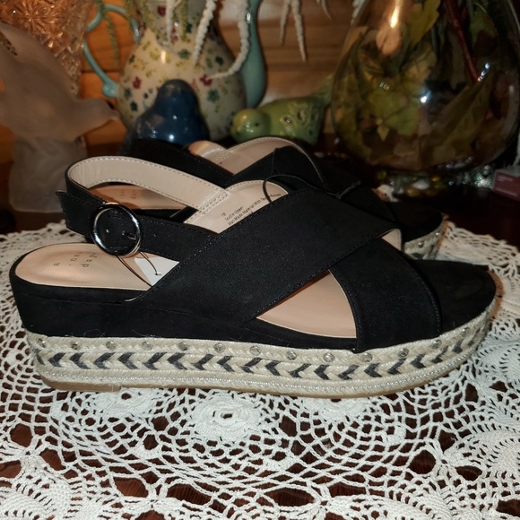 a new day Shoes - Fall Wedges 10